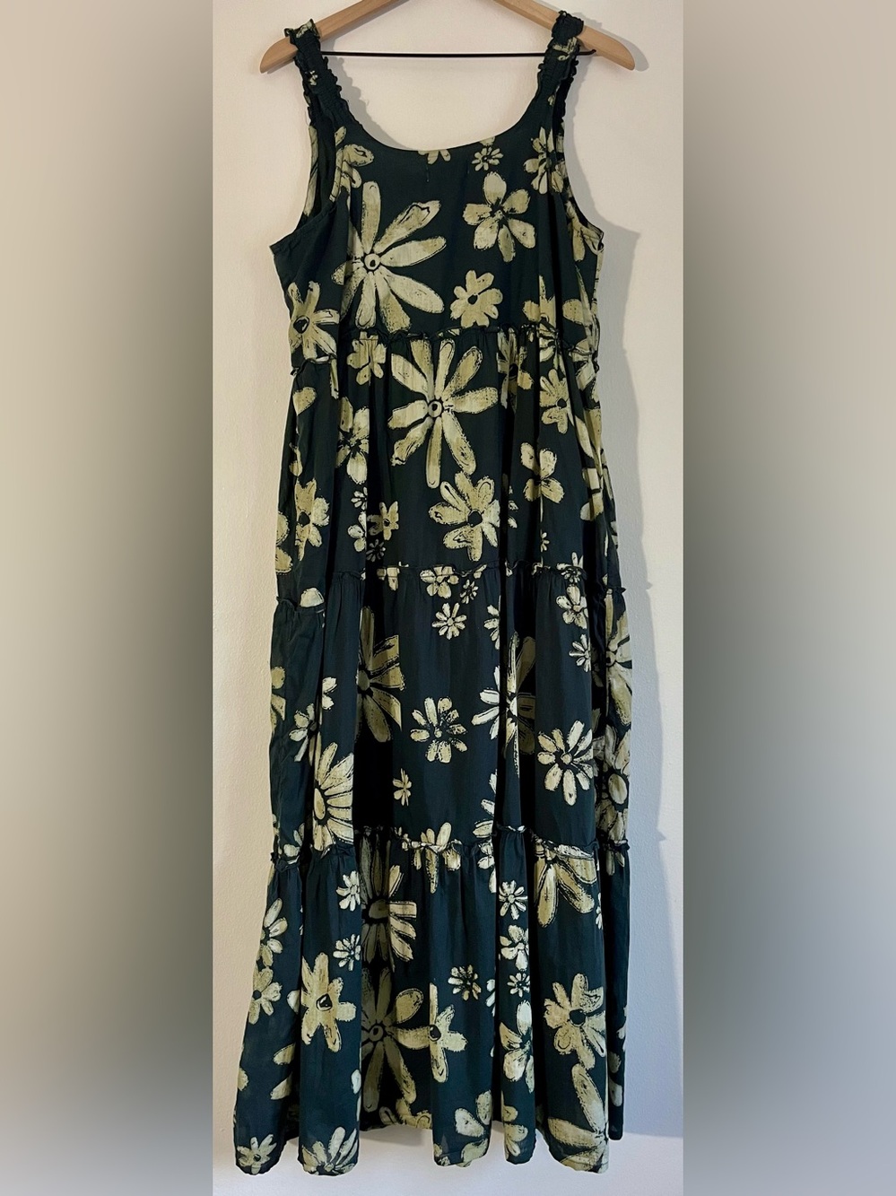 NATURAL LIFE Adele Sleeveless Maxi Dress Black Cream Daises size XL